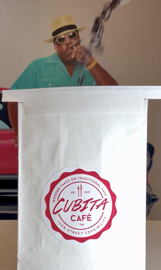 Cubita bag with mural background